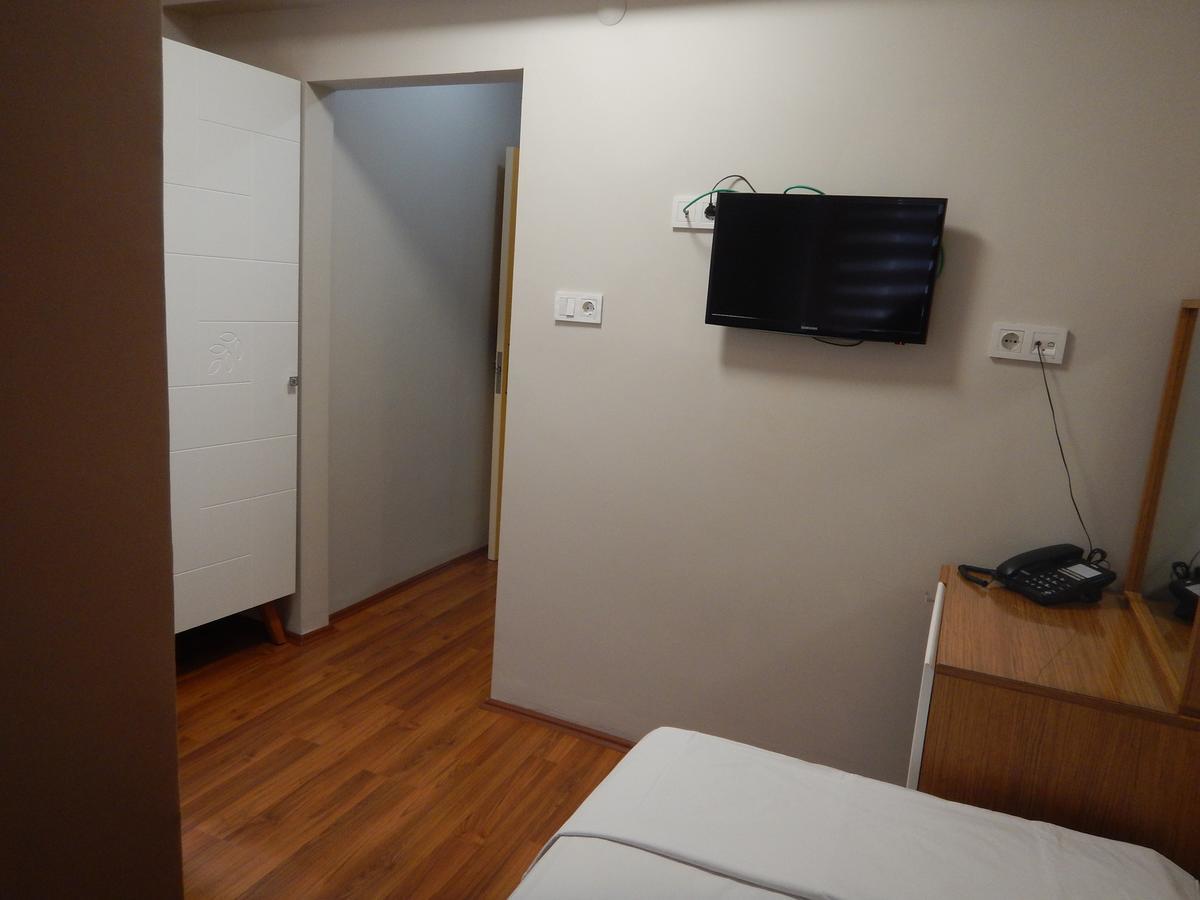 Ipek Hotel Balıkesir Exteriör bild