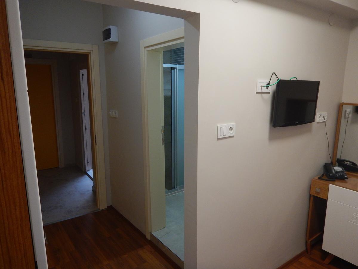Ipek Hotel Balıkesir Exteriör bild